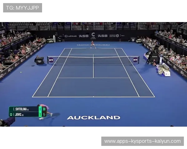 网球底线重炮连续得分，燃爆你的比赛激情